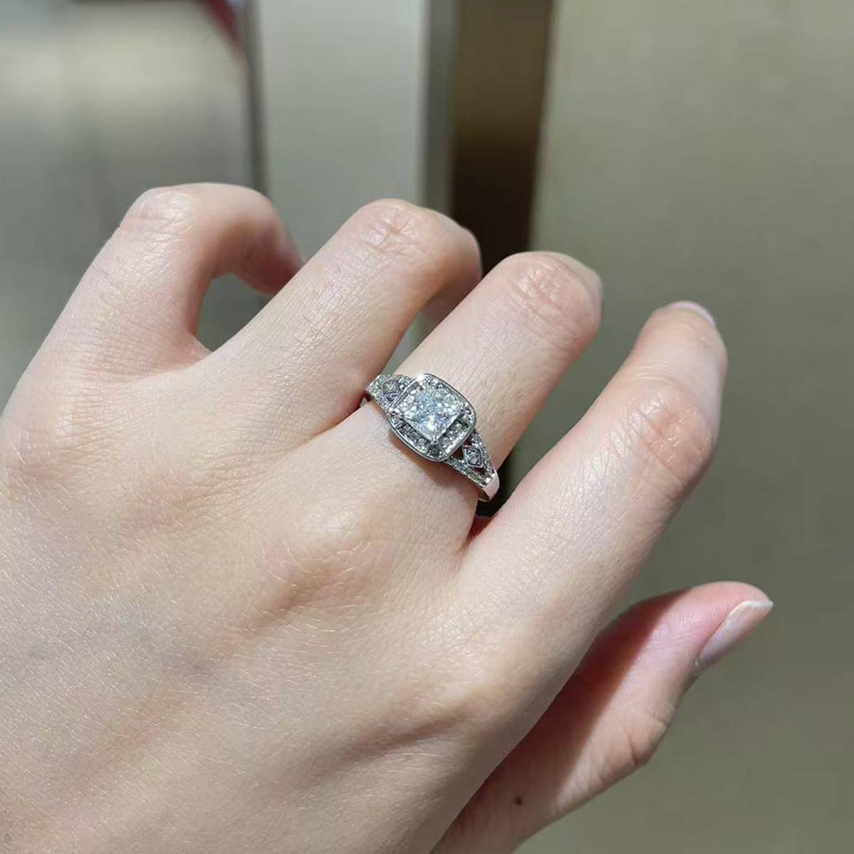 Luxury Princess Square Bag Women's Ring S925 Silver Plated Platinum Customized Selection Main Stone Moissanite Diamond 0.8ct/Secondary Stone High Carbon Diamond